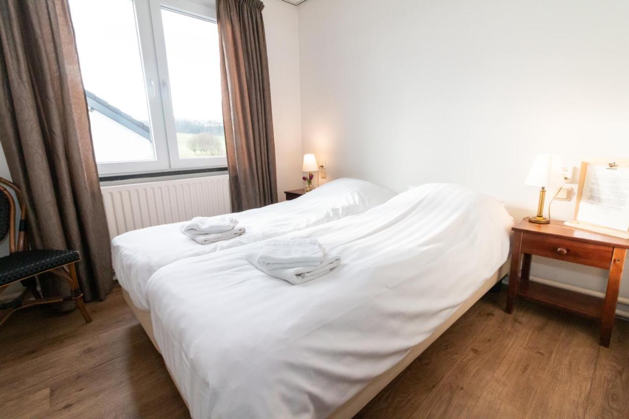 B&B Hotel Gasthoeve Het Valkennest Oud-Valkenburg Екстер'єр фото